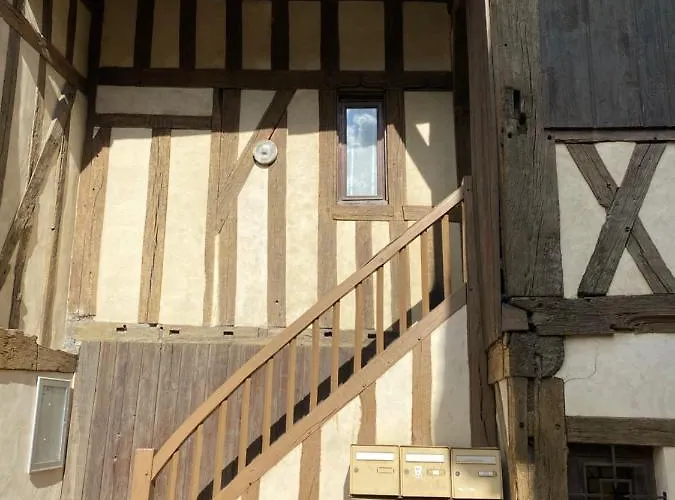 Apartment Au Joli Barsequanais